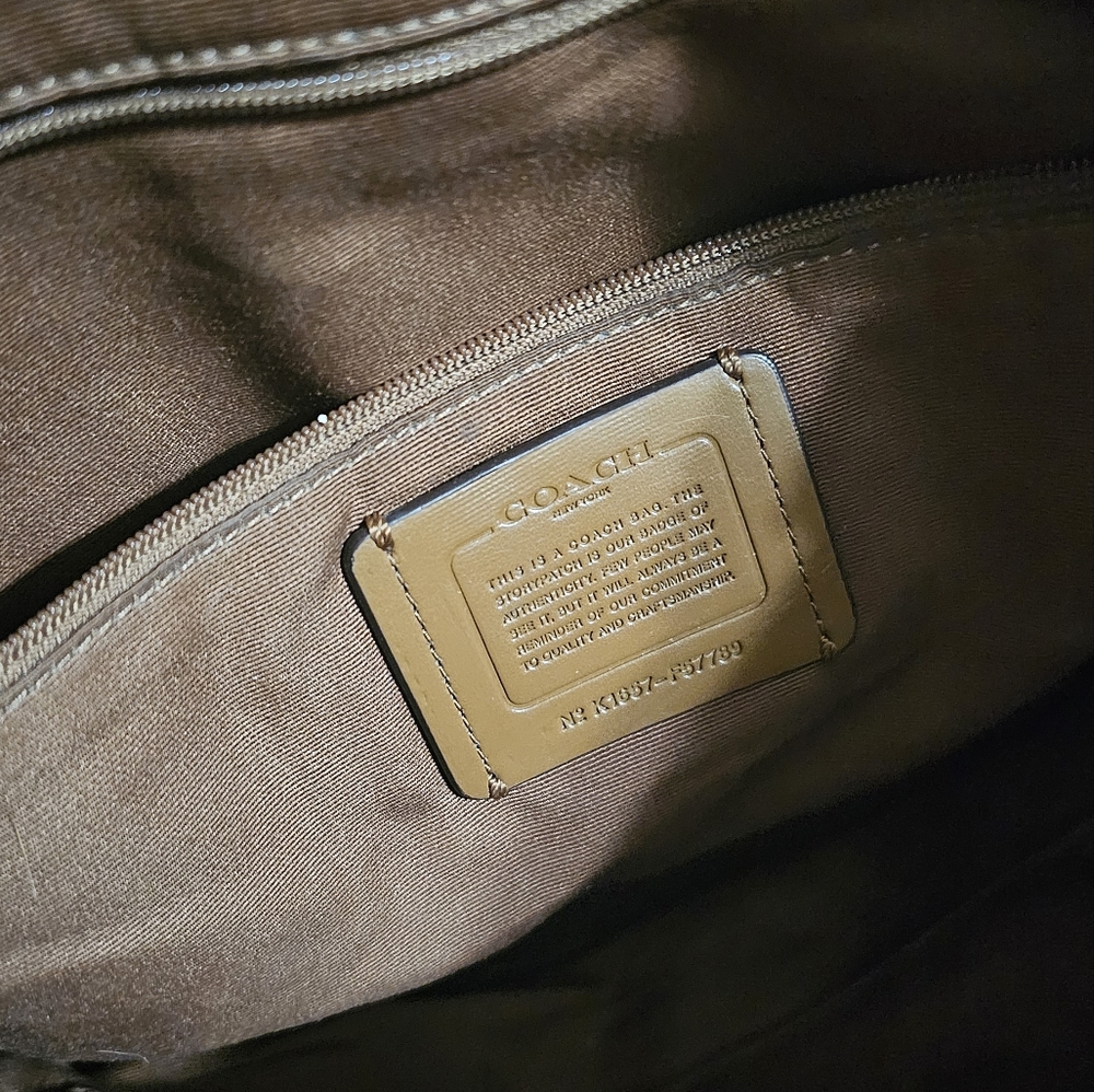 Purse - Picture 2 of 7